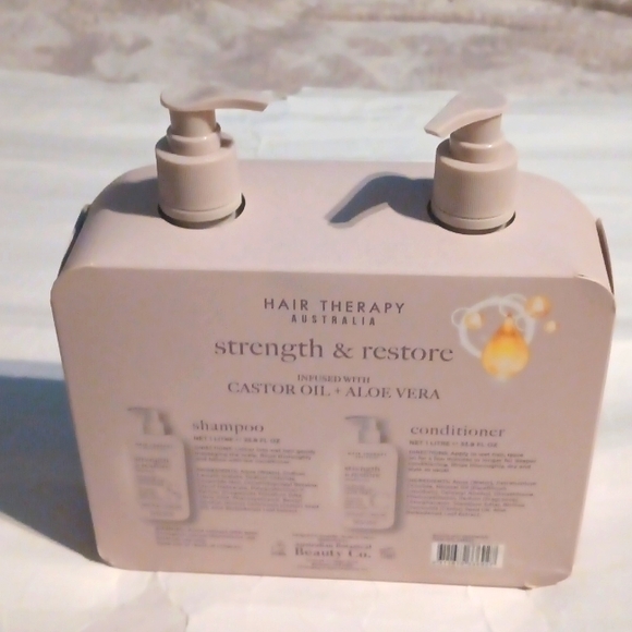 Hair Therapy Australia Castor Oil + Aloe Vera Shampoo & Conditioner Set - Picture 3 of 5